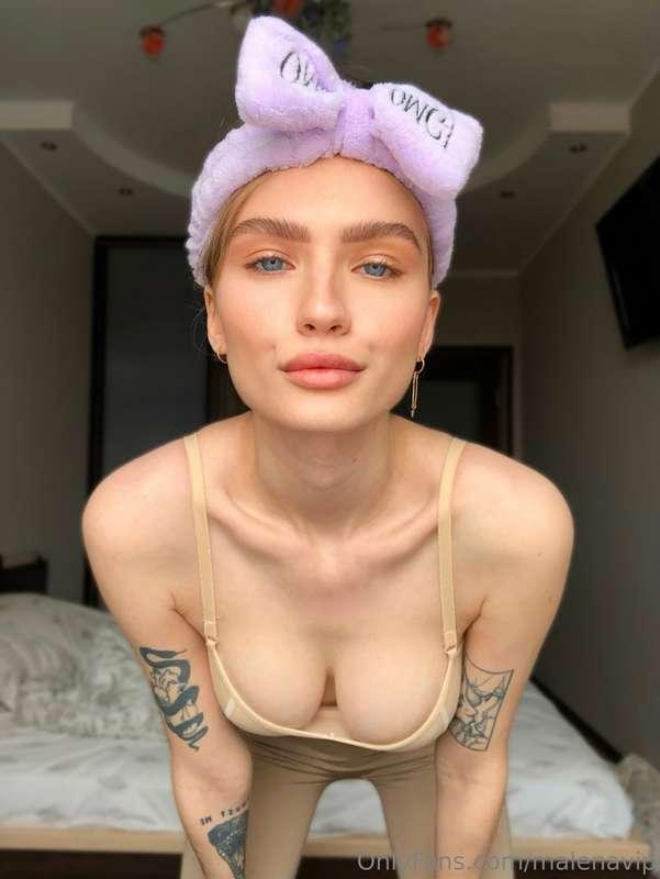 You need to lower your face into these boobs and do brrrrrr!..