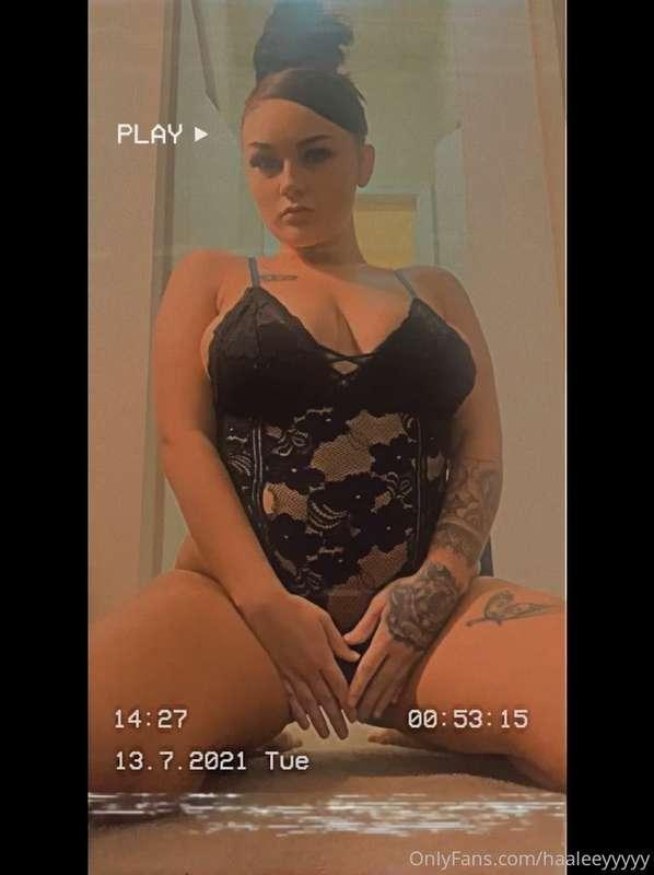 Swipe to see nUde version 😘