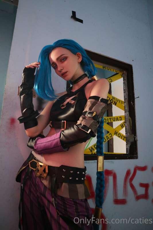 Jinx is coming 💥 Who wants to see full HQ set?