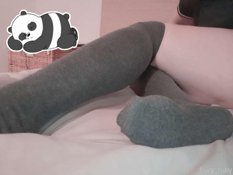 thighs :3 and panda xD