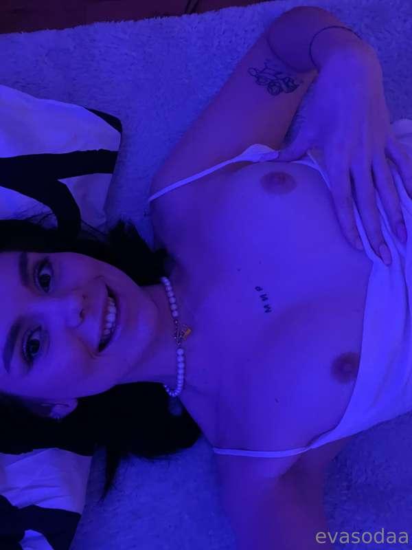 I hope you're as naughty as I am🤭