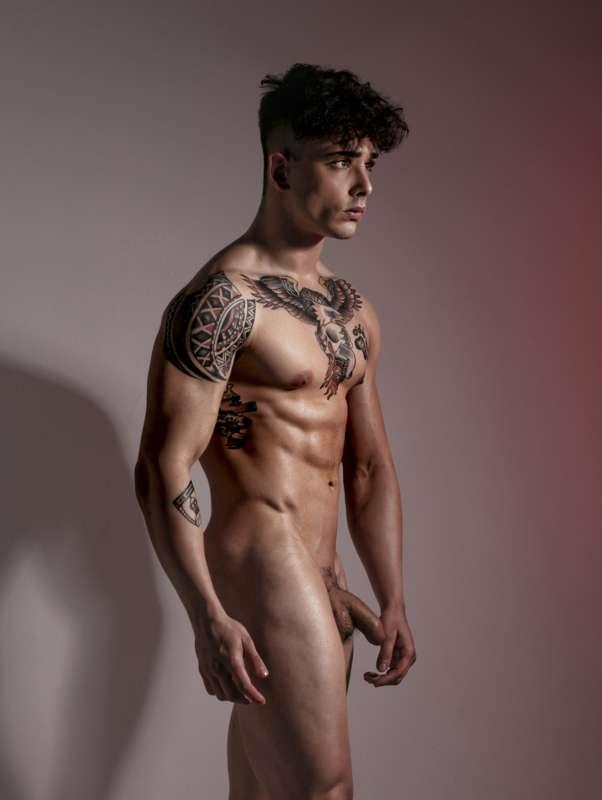 @its.asier 🔥😈 and coming soon new shooting with hard pics..