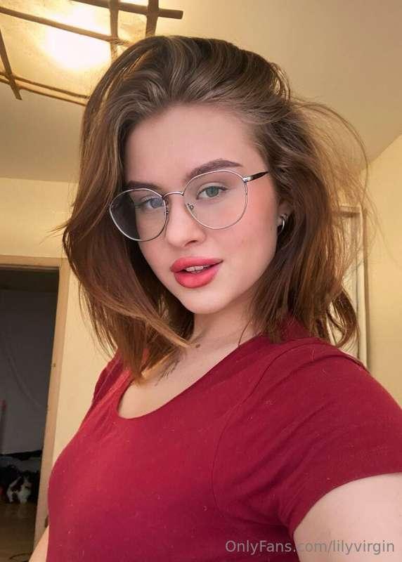 Discover @miu_rose, your new friend on OnlyFans, where every..