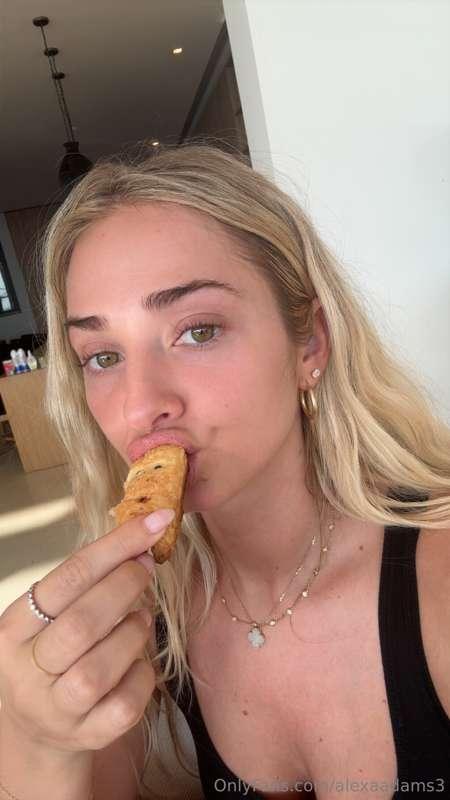 Just chilling and snacking 😝