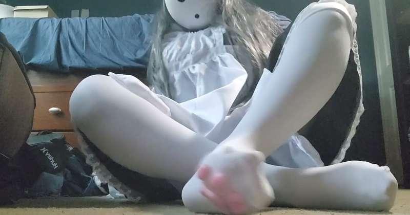 Neko maid takes a break =w= (paw socks edition)