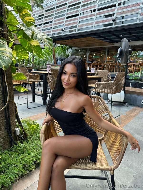 Am I a part of your weekend plans, daddy? 😉
