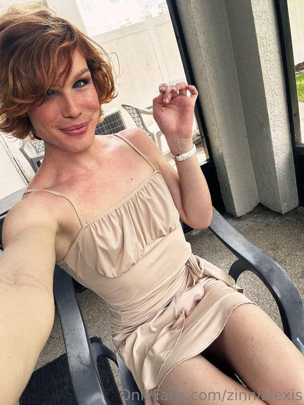 My first nude color dress 💕

I’ll be recording some videos v..