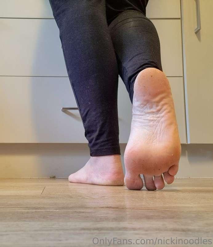 Your view following your goddess around like the pig you are..