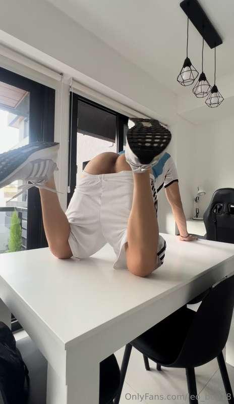 leo_boy18 image #2