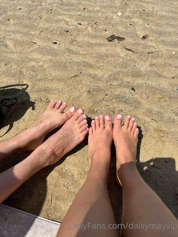 Sandy 🦶🏼 @amber_jaynexx