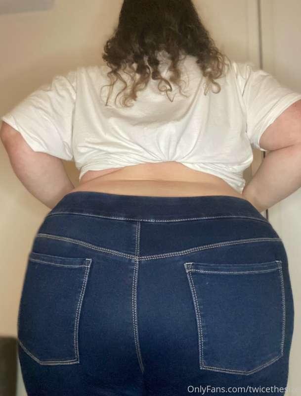 *daddy does my ass look fat in these? Cause I hope it does* ..