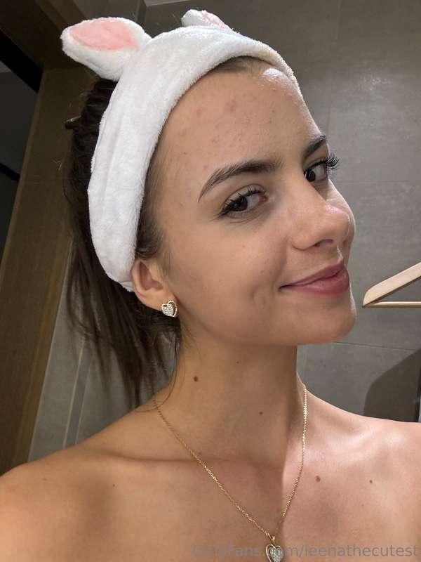emiliaabrookss main image