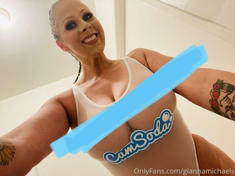 Yesterday I did a live cam show on camsoda.com/giannamichael..