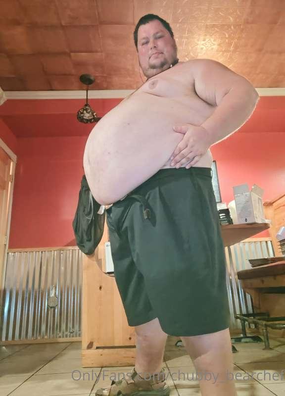 Tummy Tuesday 💋 also going no underwear today 😝