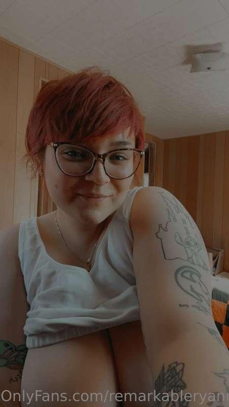 some selfies w cleavage for ya ^.^