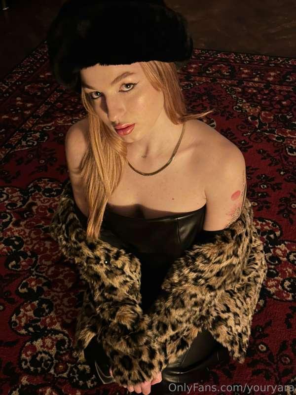 I know I look a little unusual, but I like this look😍