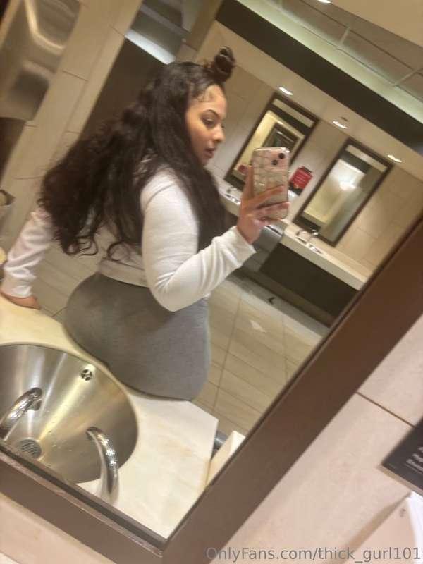 thick_gurl101 image #25