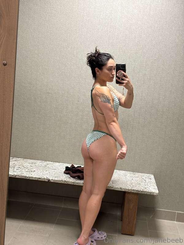 when the mirror says "yassss queen" 😤👑