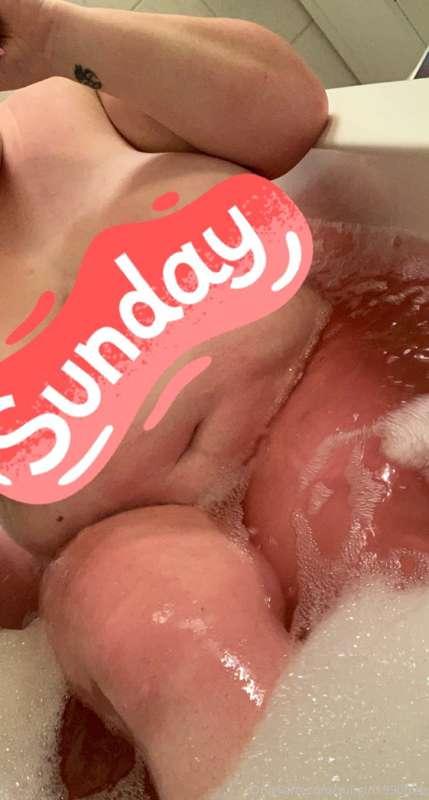 I’m currently in the bath. Tip me any amount within the next..