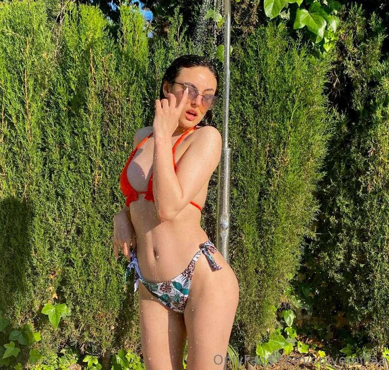 Do you mind,  if I refresh you with my new photo?  💧🍒