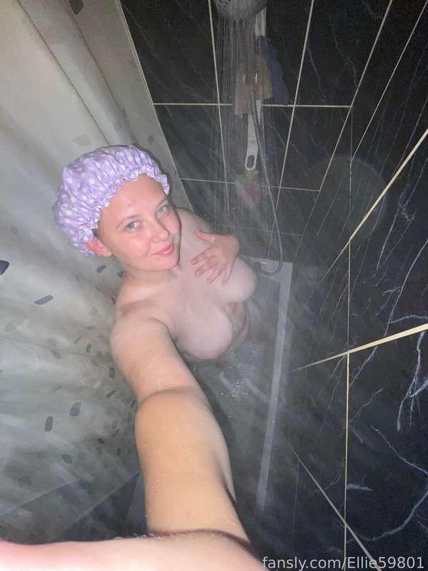 Having fun in the shower taking some pics, you know what I end up getting up to 👀💦 #fyp #boobs #nipples #tits #hardnipples #pinknipples #bigboobs #hugeboobs #nippples #doubled #horny #teen #shower #pawg #tease #sexy #shower #face
