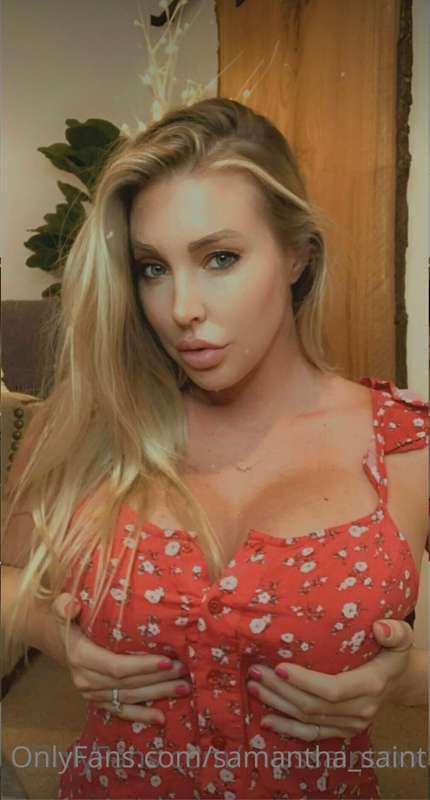 I have everything you need and more baby! 💋