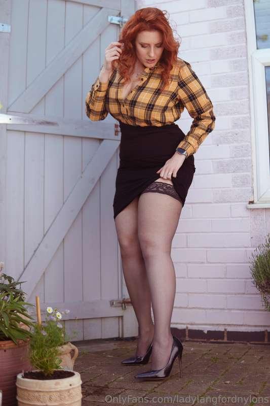 ladylangfordnylons image #1