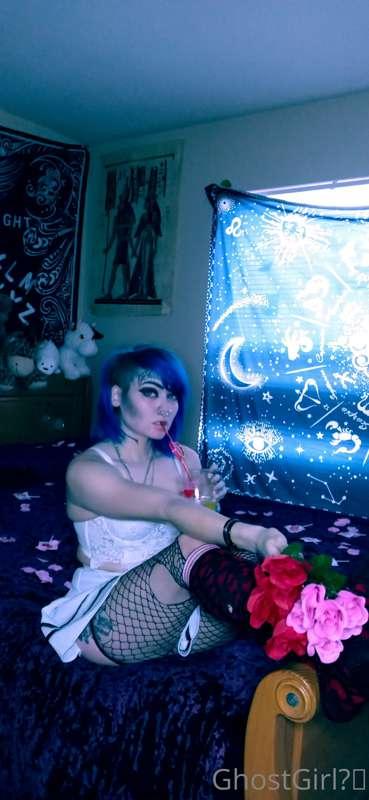 Can i be your ghoul baby? 👉👈
Lemme be your ghoulentine (vale..
