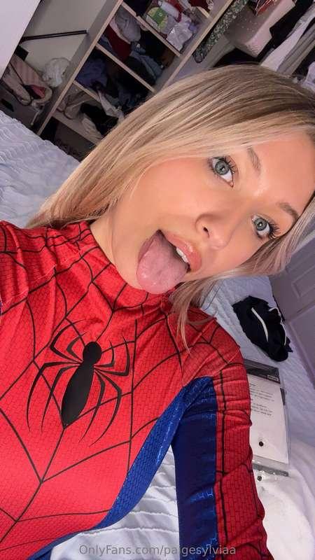 Dropping a B/g tape while wearing this Spider-Man outfit tn…..