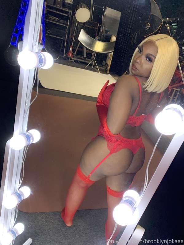 Bad Lil B!T$H She Do Tha Most 🤤