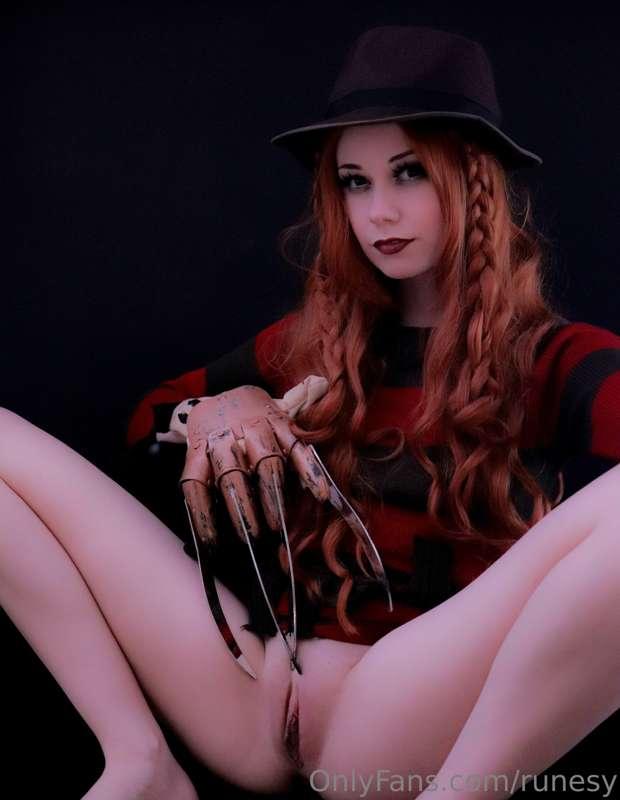 More freddie pictures :) Ill be on cb tonight 9pm pacific ti..