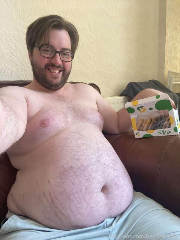 I’m really enjoying these subway cookies lately 😁 someone ki..