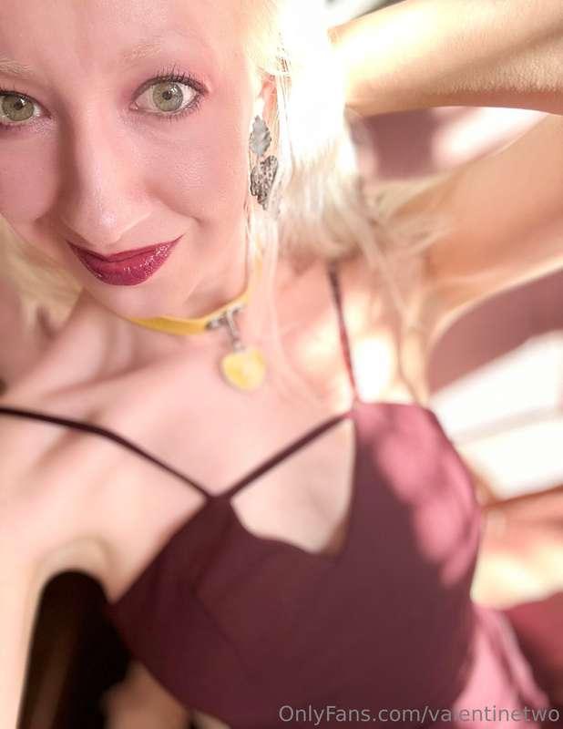 I very rarely get dressed up so subscribe if you like a pj g..