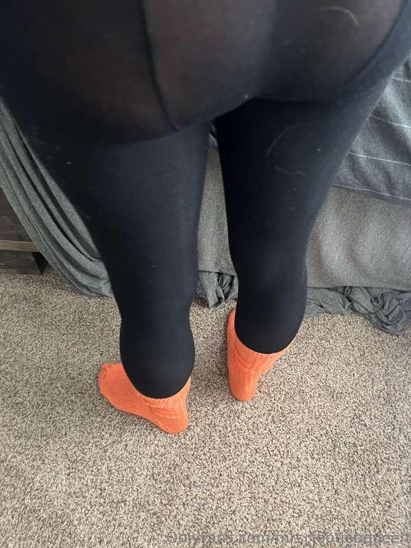 mrs_footjobqueen image #14