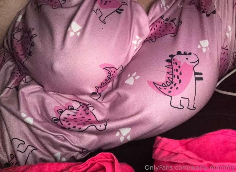Come cuddle with me babe I’m wearing your favorite Dino pjs ..