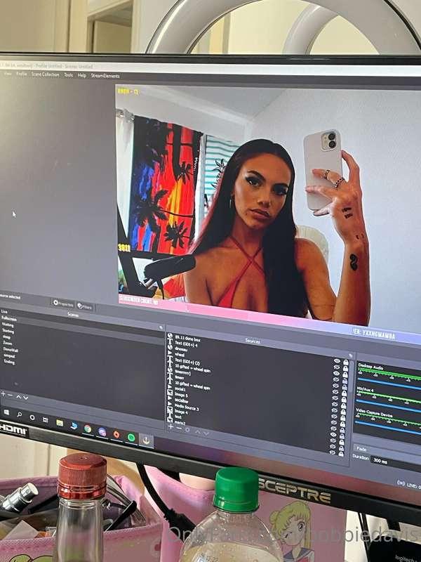 boreddd dm me a dad joke 😘