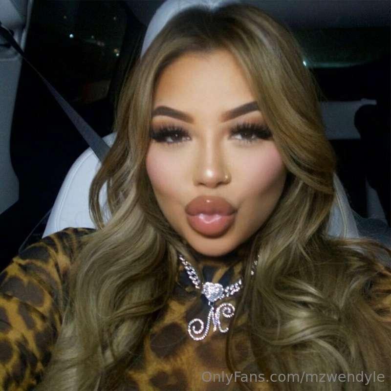 LEMMME RATE YOUR COCK DADDY 🥰💦🌶️ MESSAGE ME💗 *special sale 🥰