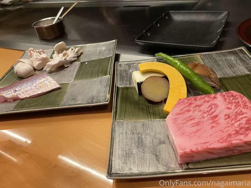 Go toキャンペーンでいいホテルに泊まったので、
せっかくなので、贅沢ですが、鉄板焼きを食べにきたよ😻I hav fo..