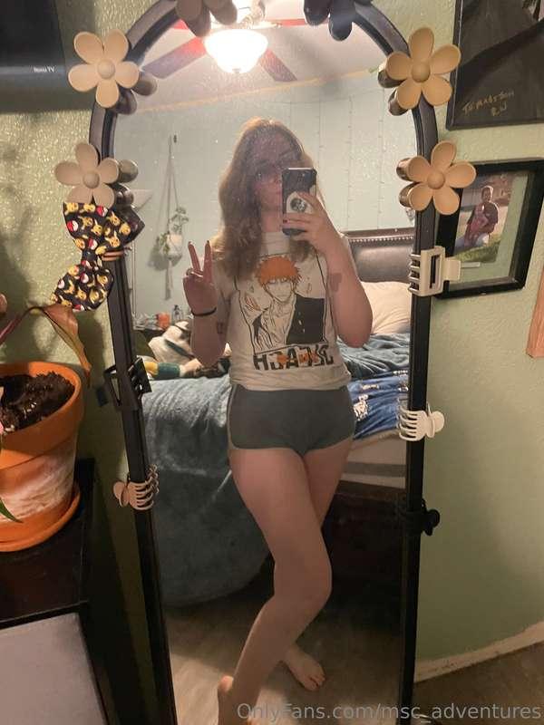 Getting nice and comfy for bed! Sleep well my friends ;)