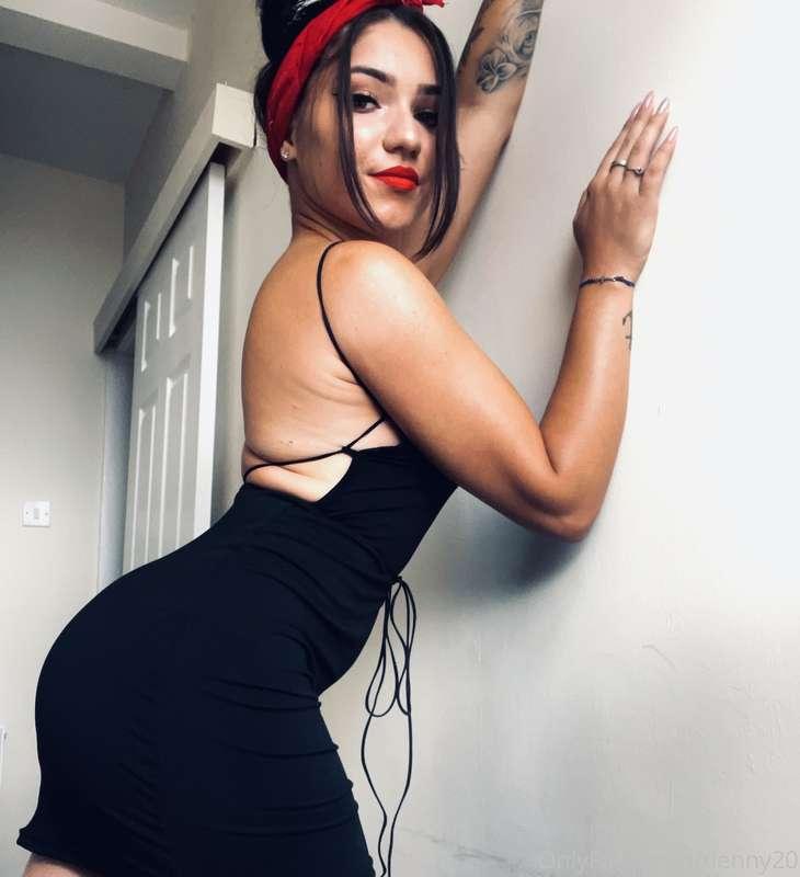 Hey babe! How you doing? 🔥💋
Send me a tip and I’ll send you ..