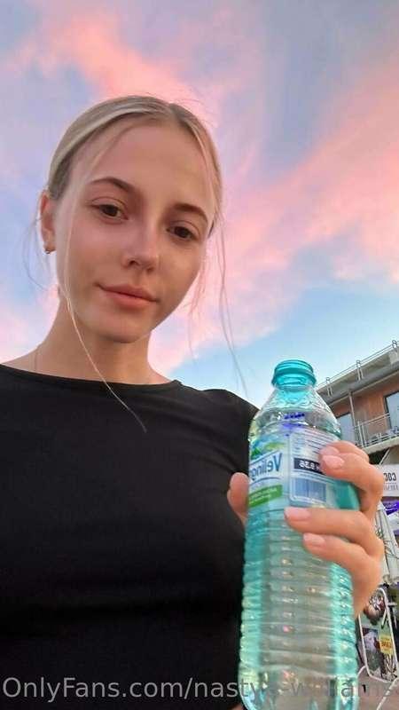 Today's sunset was just magical! 🌅✨ Sometimes I just stop an..