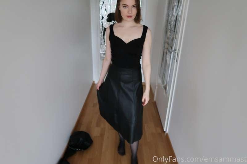 Some new skirts and they all fit me so good :D