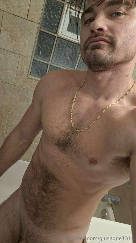 Tip if you want to see a shower video cumming next!