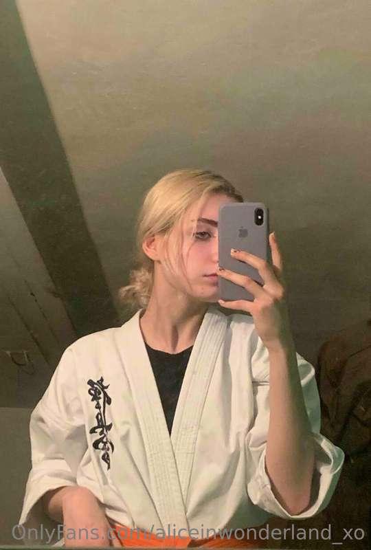 Who forgot, I also do karate! But for now I'm taking a break..