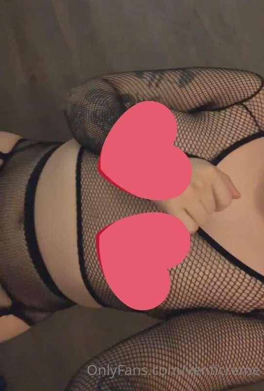 boobies n fishnets