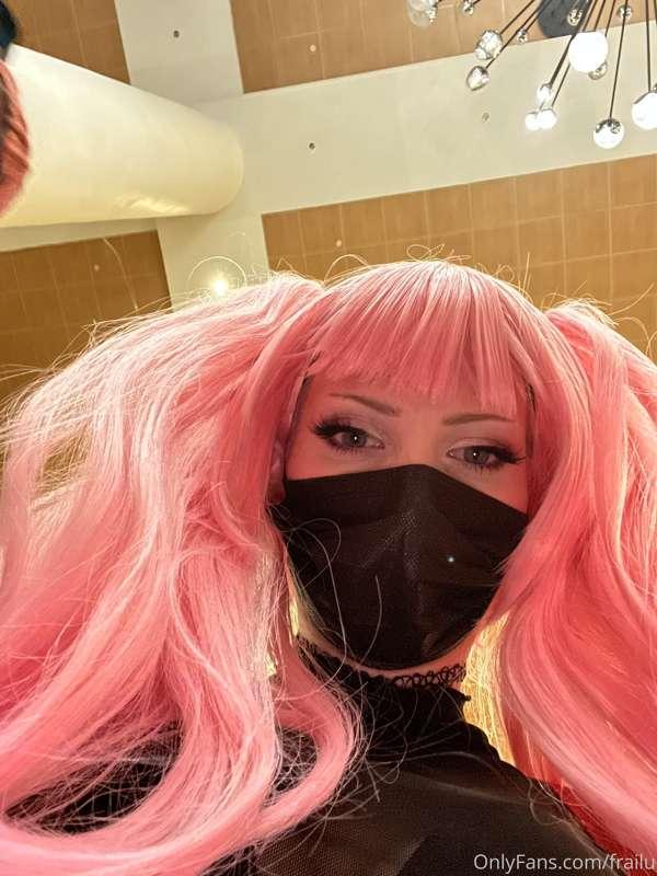 Sorry for the lack of booty content. I was at a convention a..
