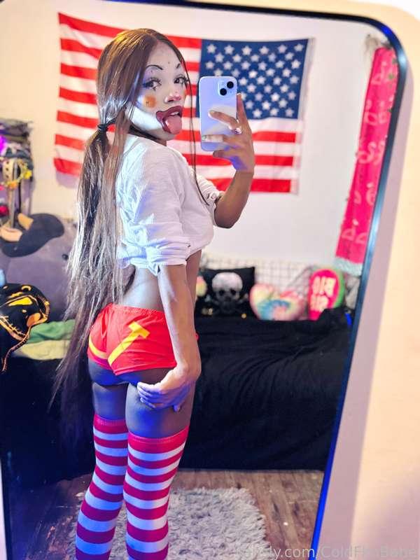 coldfknbabe image #0