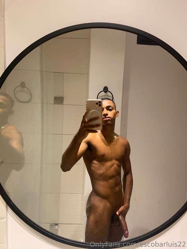 Who sucks my dick?🍆😈