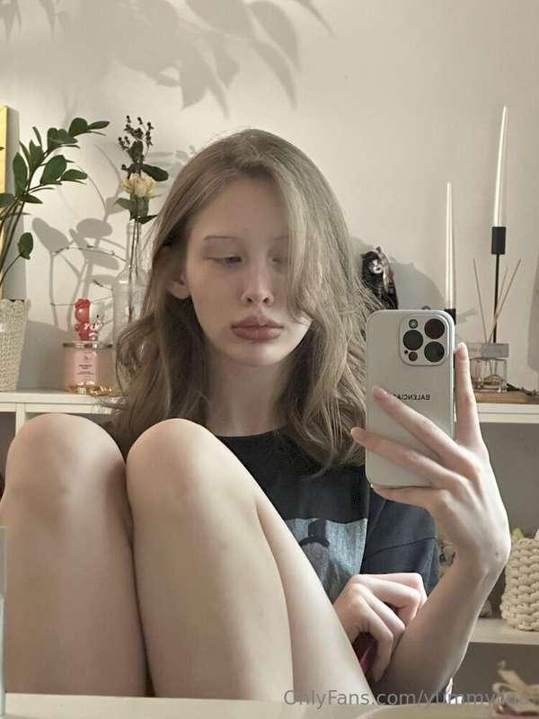 Hey sweetie ❤️✨ I’m Jessie @angel.jessiee, and despite all t..