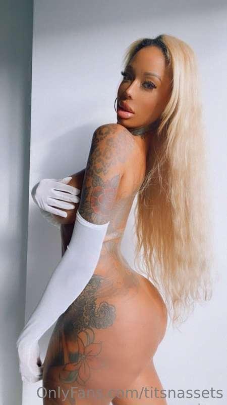 Can the day get any better? Only if I was there with you 😜